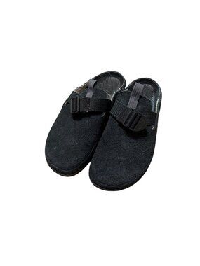 Chaco WOmens Black Slip-On Shoes With Adjustable Buckle Straps Comfortable sz 9